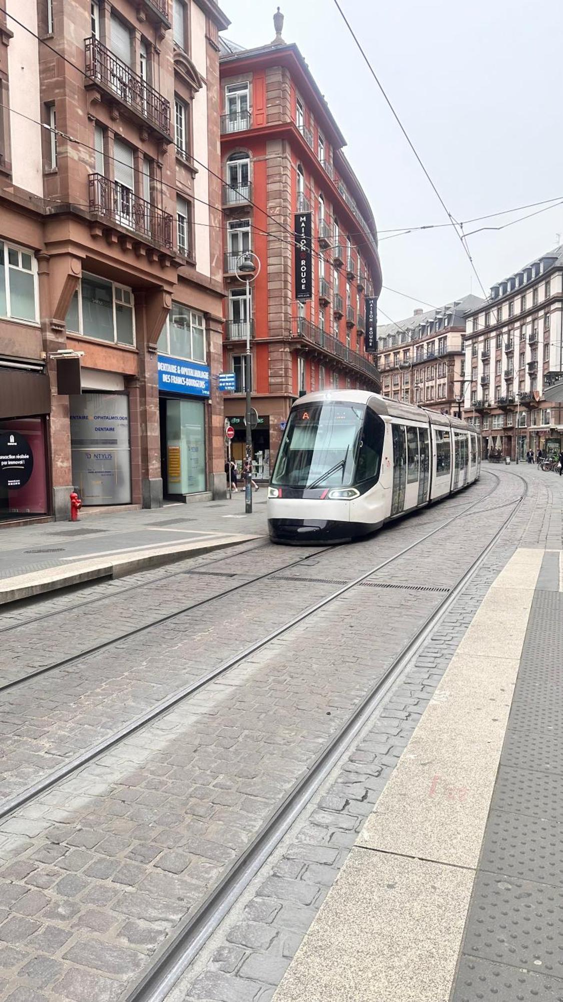 Studio In City Centre Strasbourg Luaran gambar